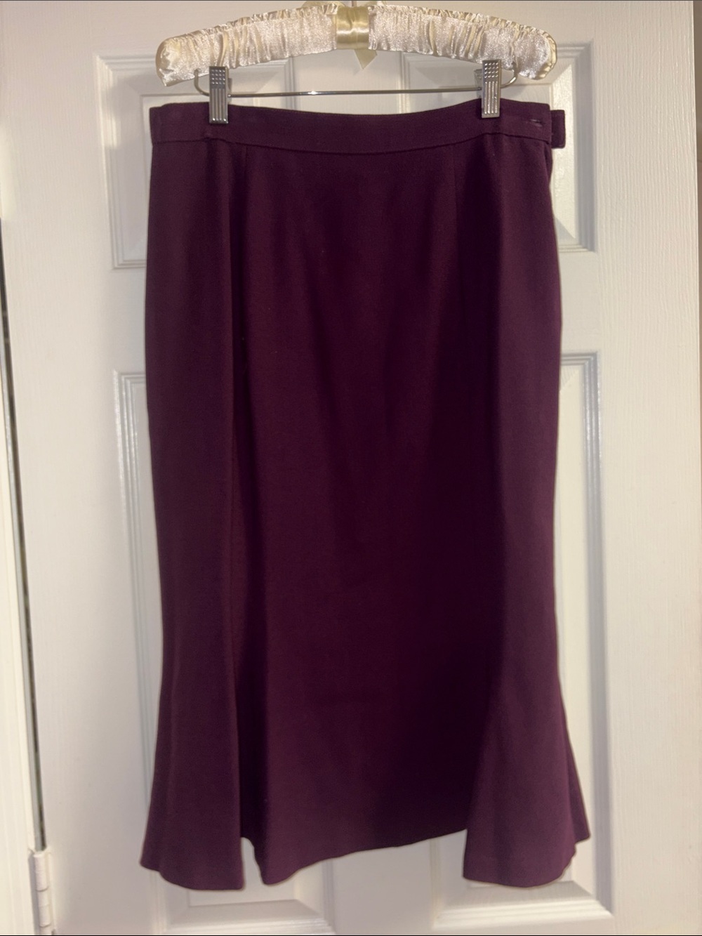 Gillian medium Classic Women's A-Line Skirt in Deep Plum